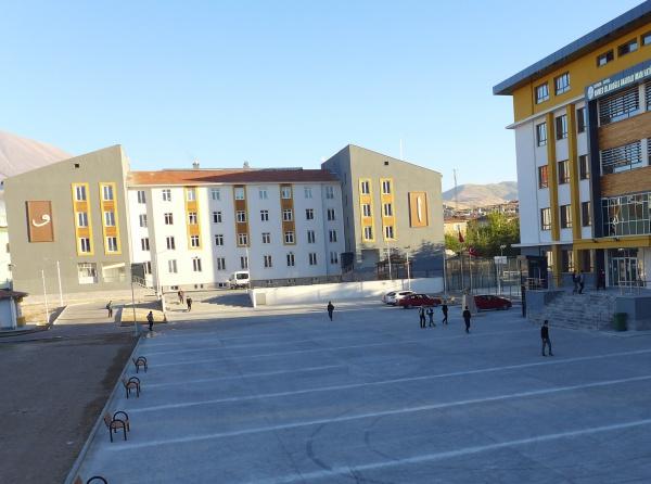 Ahmed İslamoğlu Anadolu İmam Hatip Lisesi Fotoğrafı